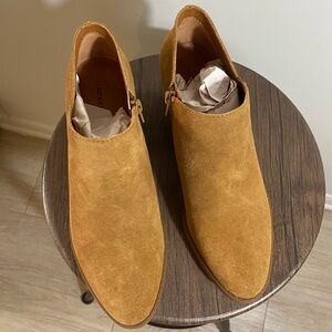 NEW Lucky Brand Fanky Suede Heeled Ankle Boot in Dune